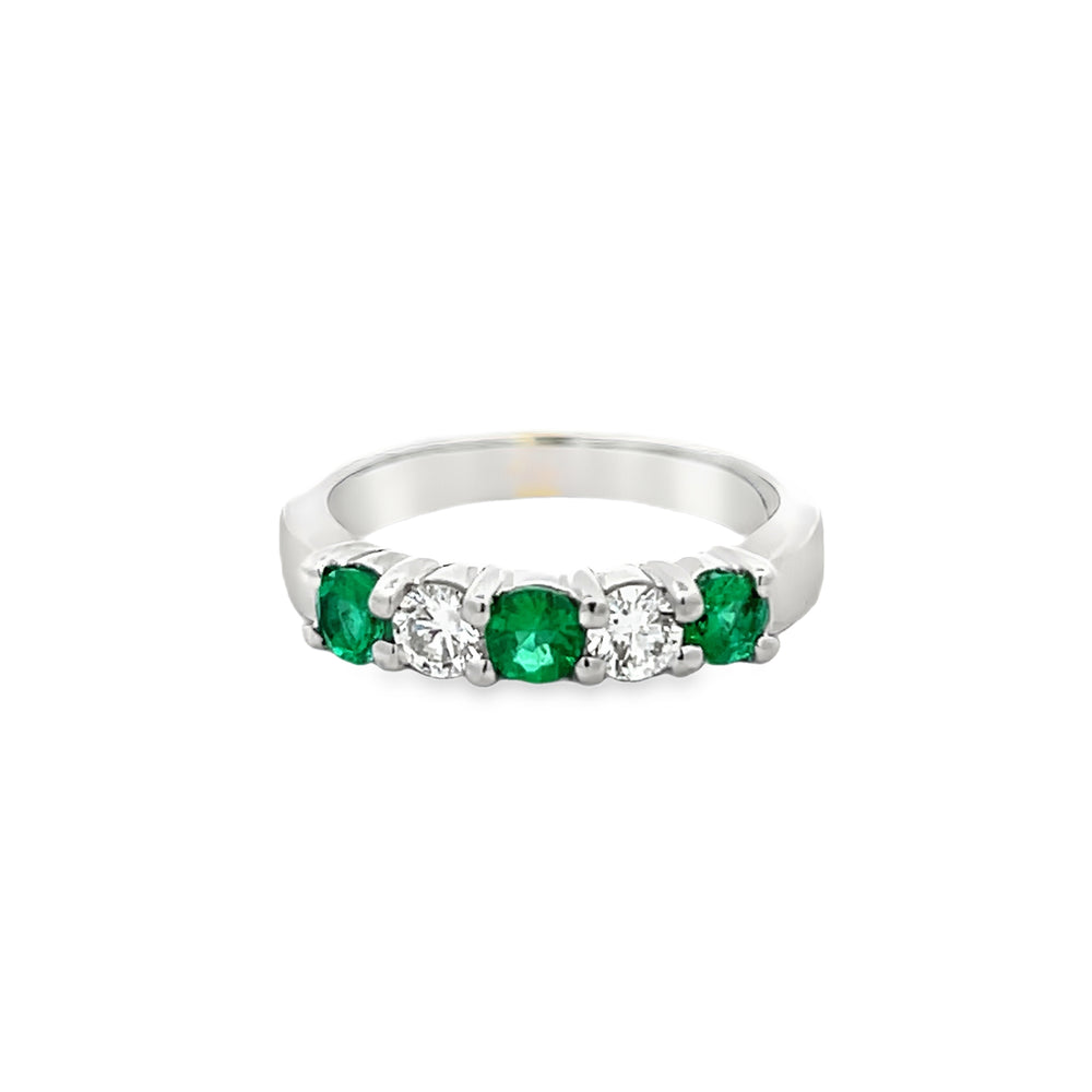 14k White Gold Round Emerald and Diamond Anniversary Band (0.48ctw.)