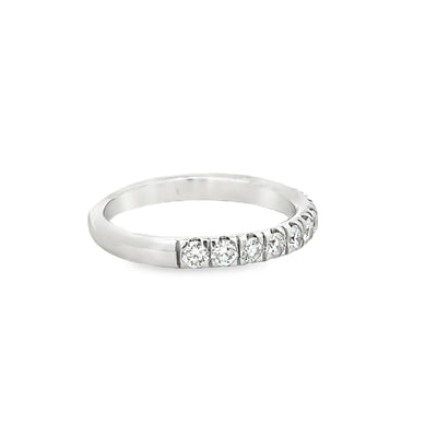14k White Gold Round Diamond Shared Prong Anniversary Band (0.65ctw.)