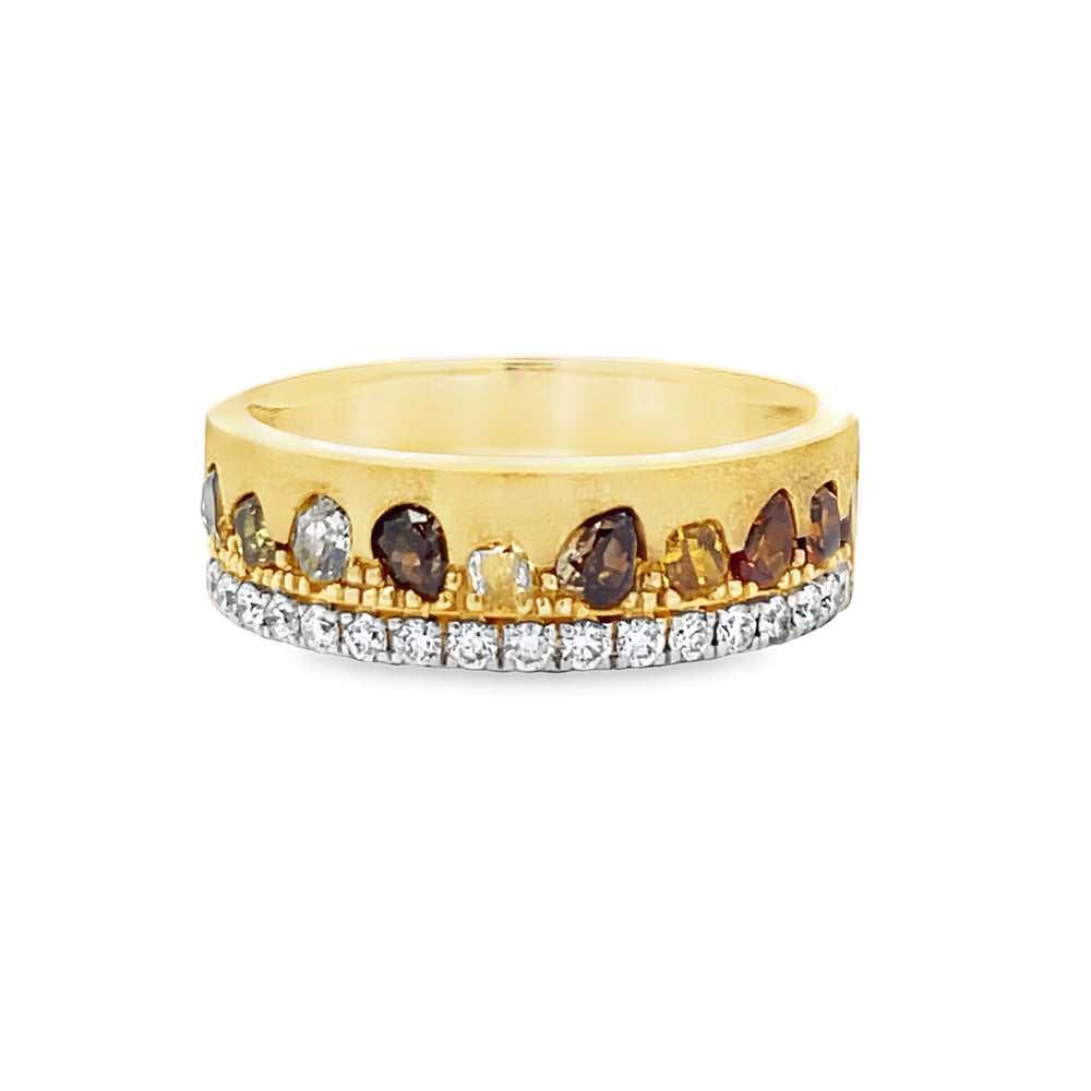 18k Yellow Gold Fancy Mixed Cut Desert and Round White Diamond Anniversary Band (0.85ctw.)