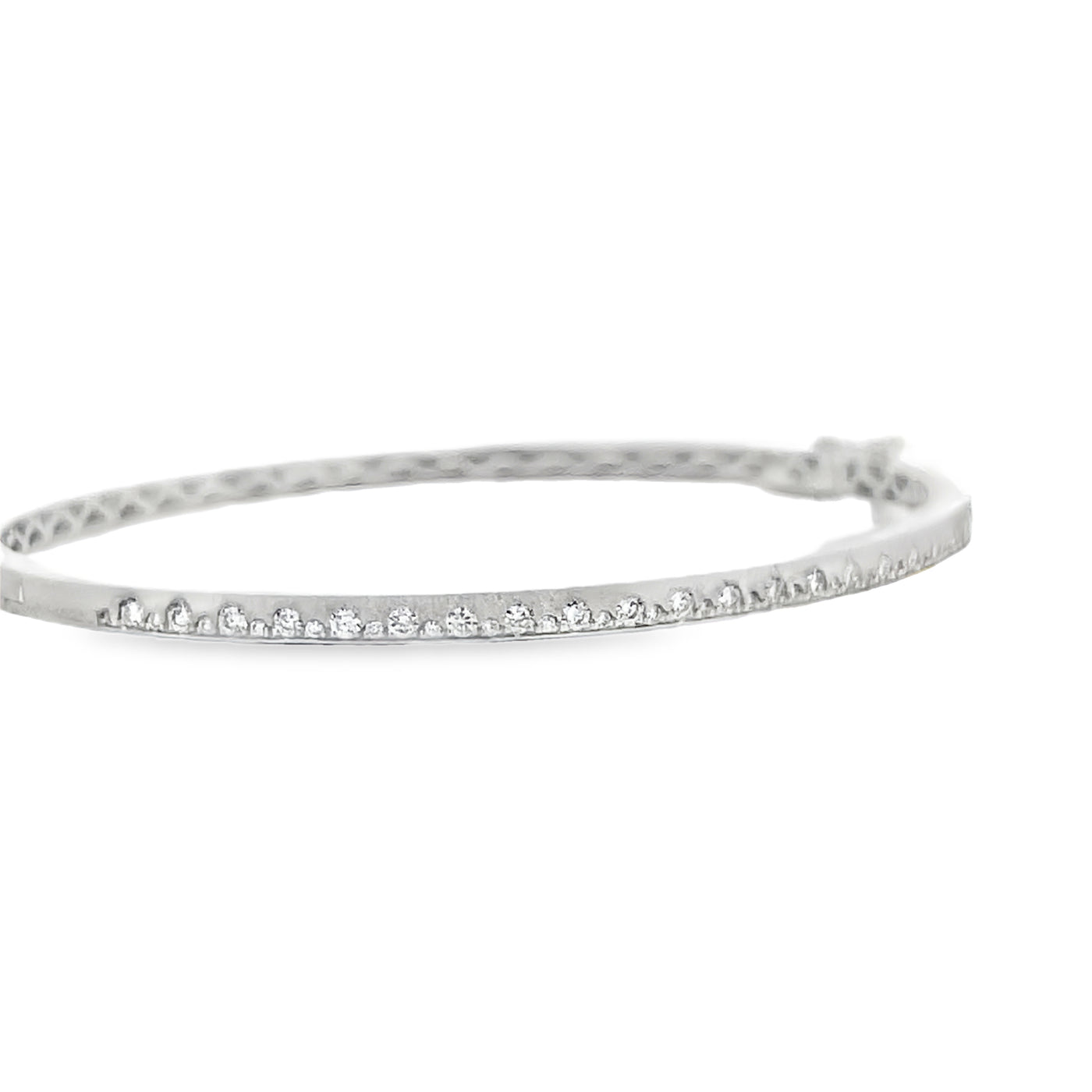 14k White Gold Round Diamond Flush Set Hinged Bangle Bracelet (0.54ctw.)