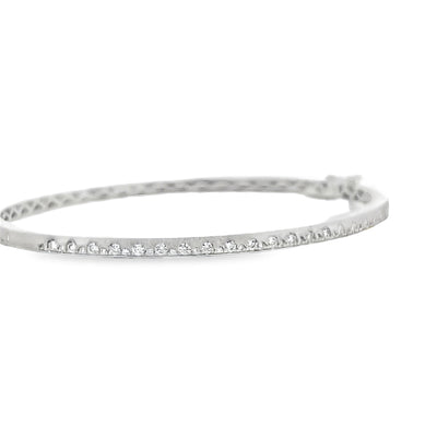 14k White Gold Round Diamond Flush Set Hinged Bangle Bracelet (0.54ctw.)