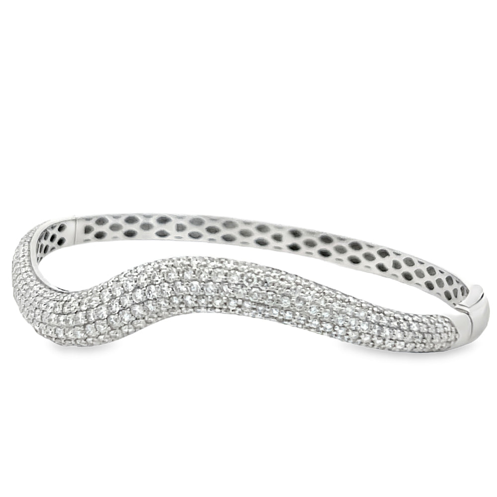 18k White Gold Round Diamond Hinged Cuff Bracelet (2.97ctw.)