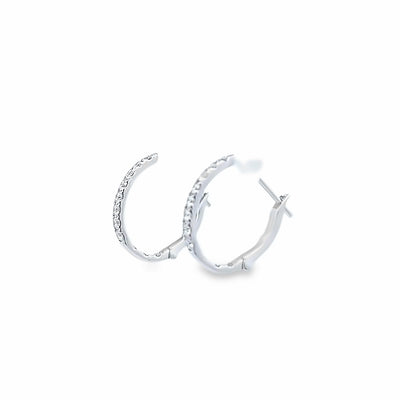 14k White Gold Round Diamond Oval Hoop Earrings