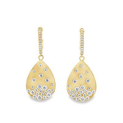 14k Yellow Gold Round Diamond Flush Set Teardrop Earrings (0.97ctw.)