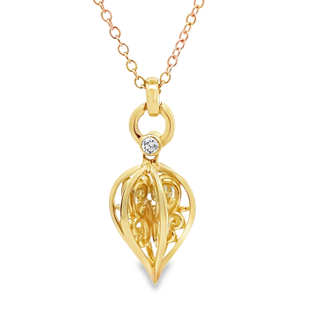 14k Yellow Gold Vintage Teardrop Shaped Round Diamond Bezel Set Pendant (0.04ct.)