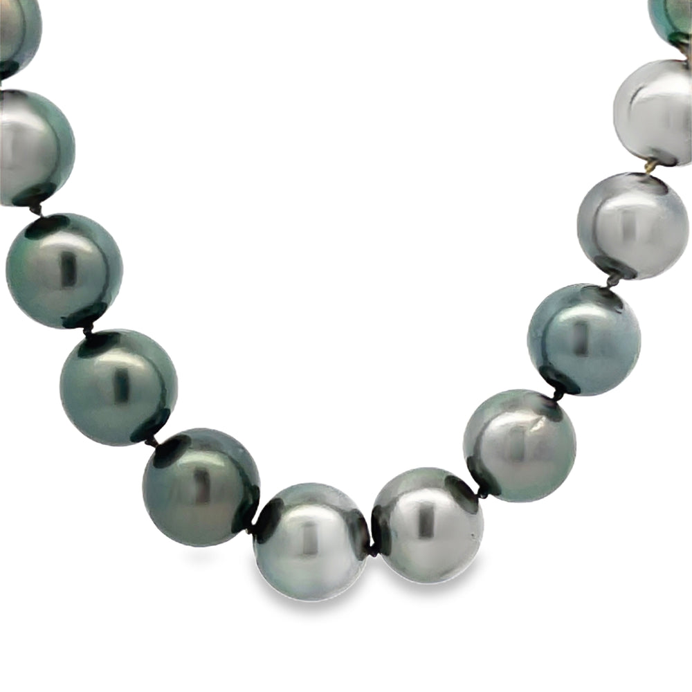 14k White Gold 18" Graduated South Sea Pearl Strand Necklace with Diamond Clasp (0.11ctw.)