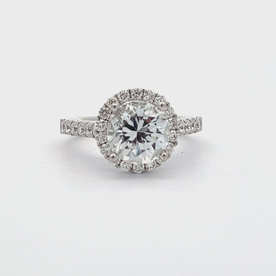 18k White Gold Round Diamond Prong Set Halo Engagement Ring Setting (0.85ctw.)