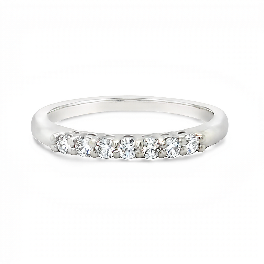 14k White Gold Round Diamond Shared Prong Anniversary Band (0.25ctw.)